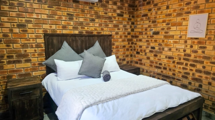 4 Bedroom Property for Sale in Zilkaatsnek North West